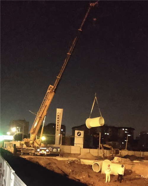 长治市“弯臂矫正”—— 吊车的 “形变补偿” 技术